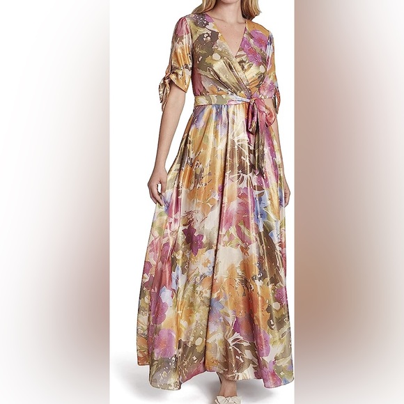 Brand::Tahari, style: Wild Aster Garden. Brand New. - Picture 3 of 4